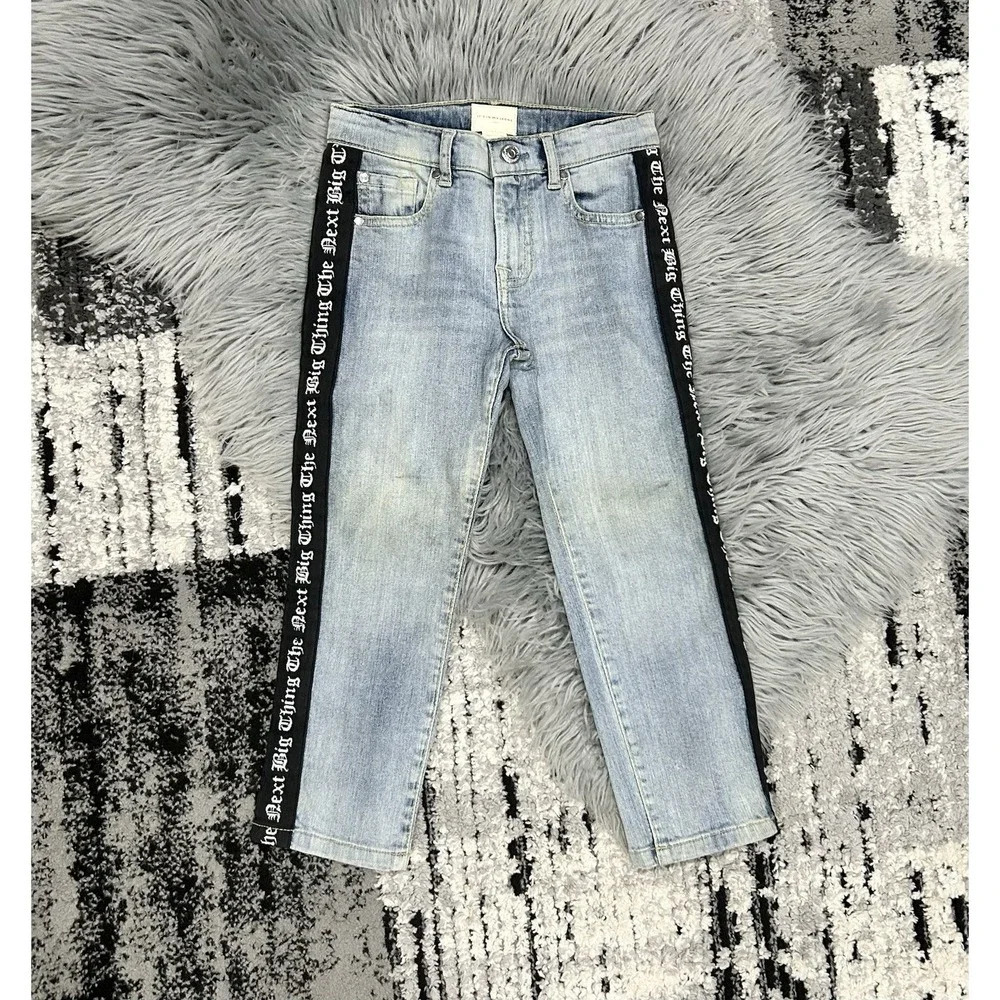 It's In My Jeans Youth 